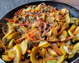 Foto del paso 4 de la receta: Vegetales salteados con salsa soja dulce y picante🥘🥙🌮