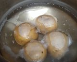 A picture of step 1 of Mashed Potato pakoras.