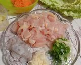 Foto langkah ke 1 dari resep SAWI PUTIH GULUNG isi ayam udang.