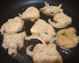 A picture of step 2 of Moong dal pakode with dhaniya chutney.