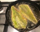 Foto del paso 5 de la receta: Merluza verde frita