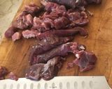 Foto del passaggio 2 della ricetta Ragu’ bianco di cinghiale