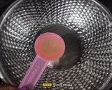 A picture of step 5 of Surti Masala khichu (Gujarati Rice Flour Khichu).