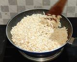 A picture of step 6 of Murmure ladoo puffed rice ladoo.