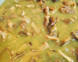Foto del paso 5 de la receta: Chicharrón de setas, en salsa verde