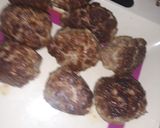 A picture of step 1 of Macaroni and meatballs.