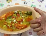 Foto langkah ke 8 dari resep Sup Kepala Salmon.