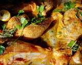Foto del paso 1 de la receta: Pollo al Ast con Romero, tomillo, hierbabuena, perejil, clavo, 🍋 y especias Cajún