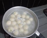 Foto langkah ke 4 dari resep Cilok Goreng Telur.