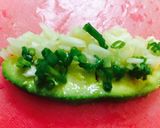 Hình bước làm 2 của món Chả giò trái bơ, thơm