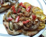 Foto del paso 11 de la receta: Pizzas🍕de vegetales🥗en pan turco🍕
