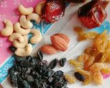 A picture of step 1 of Mixed fruit chutney.