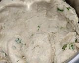गव्हाच्या पिठाचा वेज पिझ्झा (veg pizza recipe in marathi) रेसिपी स्टेप 4 फोटो 