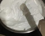 A picture of step 2 of Cream Cake.