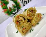 A picture of step 3 of Classic Crepe Egg roll.