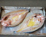 Foto del paso 1 de la receta: Lubina al horno al limón