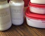 A picture of step 11 of Crockpot Greek Yogurt.