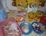 Foto langkah ke 1 dari resep Ayam Goreng Ketumbar dengan Sambal Penyet.