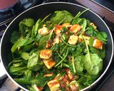 A picture of step 6 of Saag paneer.