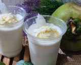 Gambar langkah 2 resipi Coconut Shake Float.