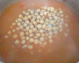 Foto del paso 6 de la receta: Potaje de garbanzos y cazón