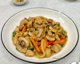 Foto langkah ke 6 dari resep Ayam Cah Jamur Oriental.