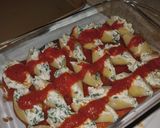 A picture of step 7 of Stuffed Pasta Shells.