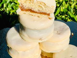 Alfajores de chocolate blanco
