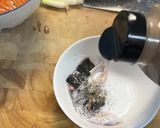 A picture of step 2 of Vietnamese Grilled Salmon | Cá Hồi Nướng Mỡ Hành.