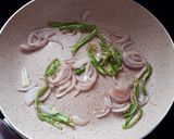 A picture of step 6 of Chapathi Egg Noodles.
