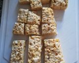 Foto del paso 3 de la receta: Cuadritos de Cornflakes y Marshmallow (TREATS)