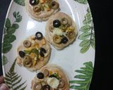 A picture of step 3 of Quick pizza bites.