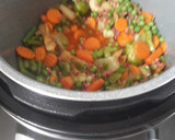 Foto del paso 3 de la receta: Menestra de verduras con cava de Almendralejo y jamón olla gm
