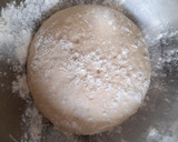 Magyaros házi pizza, ahogy a férjem szereti recept fázis 2 fotója