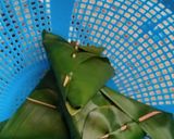 Foto langkah ke 2 dari resep Lupis pandan ala bunda marci.