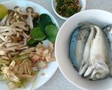 รูปขั้นตอนการทำที่ 2 ของ ต้มยำปลาทู