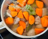 Une image de l'étape 3 de Veau mijoté aux haricots flageolets.