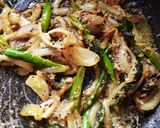 A picture of step 3 of Vankaaya Sanagala curry (brinjal black chana curry).