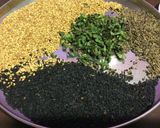 A picture of step 3 of Ayurvedic Mukhwas.