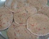 A picture of step 4 of Carrot  Puri.