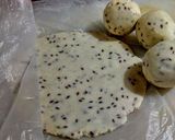 Foto del paso 3 de la receta: MASA De Harina de Maíz Integral con Semillas de Linaza...!