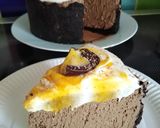 A picture of step 15 of Vickys Easter Creme Egg Cheesecake GF DF EF SF NF Vegan.