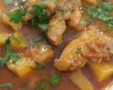 A picture of step 4 of Yummy chicken aloo.