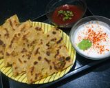 A picture of step 6 of Aloo cheese paratha.