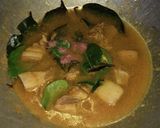 Foto langkah ke 4 dari resep Babi masak kuning.