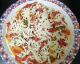 વેજ. પીઝા(Veg. Pizza Recipe in Gujarati) રેસીપી સ્ટેપ2ફોટો