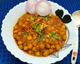 A picture of step 3 of Amritsari Chana Masala.