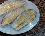 Foto del paso 1 de la receta: Berenjenas rellenas de verduras y atún