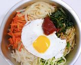 Foto langkah ke 8 dari resep Bibimbab (비빔밥) Nasi Campur Korea.