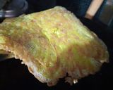 A picture of step 4 of Potato pan cake.